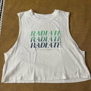 Spiritual Gangster Radiate Graphic Crop Tank Top - White Sz M thumbnail 1