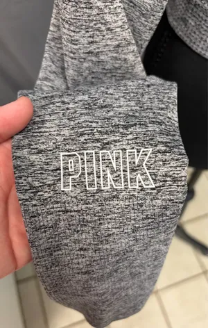 PINK - Victoria's Secret crop top thumbnail 3