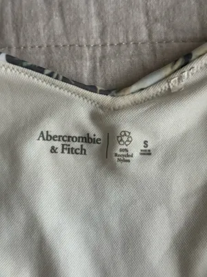 Abercrombie & Fitch Cream Floral Bikini thumbnail 2
