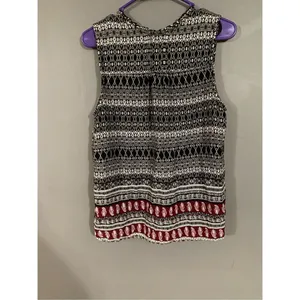 Faded Glory Sleeveless V Neck Top Size Small thumbnail 2