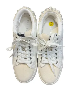Gianni Bini Shoes Womens Size 7 White Pearl Embellished Low Top Leather Sneakers thumbnail 1