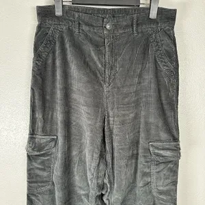 American Eagle Curvy Super High Rise Baggy Wide Leg Corduroy Cargo Pants 10 Gray thumbnail 2