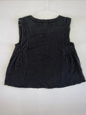 Carve Designs Nicole Black Sleeveless Ruffled V-Neck Top thumbnail 4