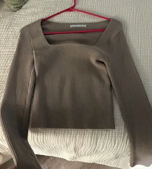 Abercrombie Ribbed Sweater Top thumbnail 1