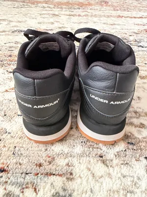 New Balance Black Sneakers thumbnail 3