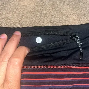 Lululemon‎ Speed Short 4-Way Stretch Twisted Dune Alarming Black / Black 8 thumbnail 7
