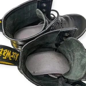 Dr. Martens Black 1460 Size 6 Smooth Leather Lace Up Boots Grunge Punk thumbnail 6