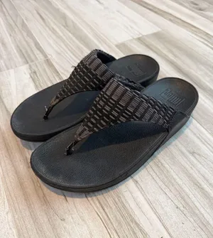 FitFlop Flip Flops Black Size 8.5 thumbnail 1