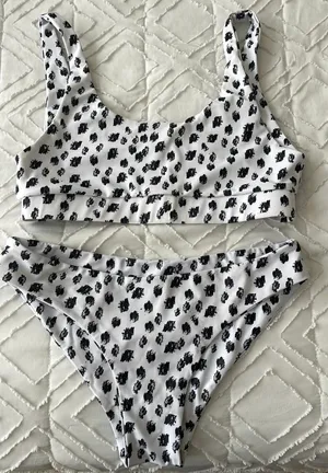 Kulani Kinis Bikini Set thumbnail 2