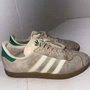 Adidas Gazelle Streetwear Bold Cream White Green Beige Shoes Sneakers Size 8.5 thumbnail 3