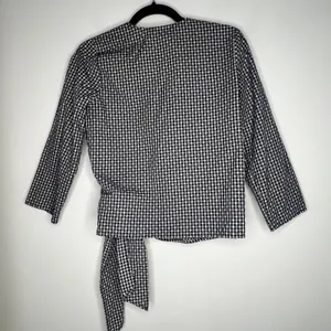 Madewell Textured Cotton Wrap Top Size Small thumbnail 4