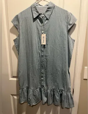 Blue Denim Short Sleeve Ruffle Dress Sz L/XL New thumbnail 1