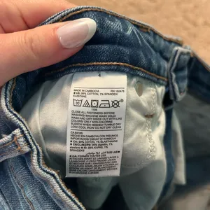 ‼️Old Navy Denim Skirt‼️ thumbnail 4