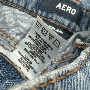Aero Distressed Mom Jeans Women’s 4 thumbnail 3