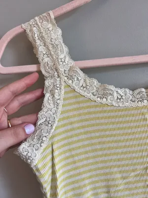 Yellow Lace Ribbed Tank Top Size L thumbnail 4