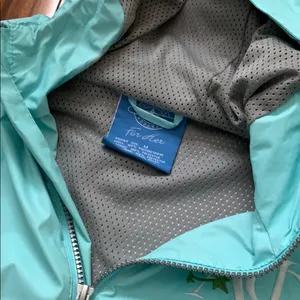 Alpha phi rain jacket Size M thumbnail 3