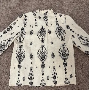Atzbranding Boho Floral Long Sleeve Blouse in Cream thumbnail 8