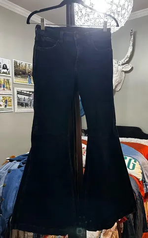 Wrangler Jeans Flare High-Rise thumbnail 1