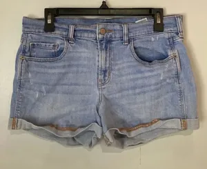 Old Navy Women’s Size 6 Boyfriend Denim Shorts Light Wash Cuffed #1200 thumbnail 1