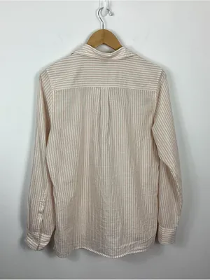 Patagonia Lightweight A/C Buttondown Shirt Size Medium thumbnail 2