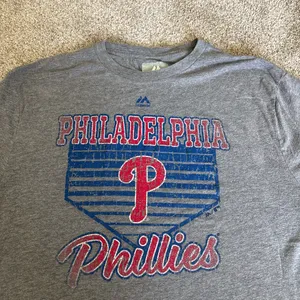 Phillies Majestic T-Shirt thumbnail 2