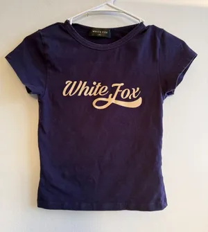 White Fox Boutique Women Navy Blue Graphic Logo Baby Tee XS Short Sleeve Shirt thumbnail 1