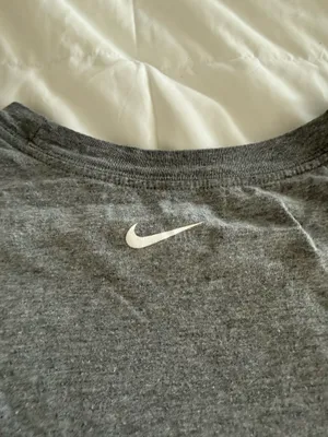 Nike T-shirt  thumbnail 4