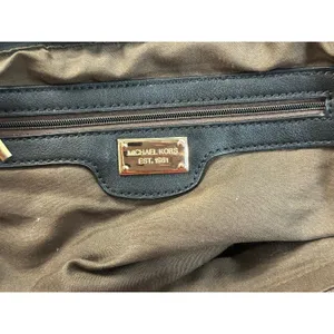 Michael kors bag thumbnail 8