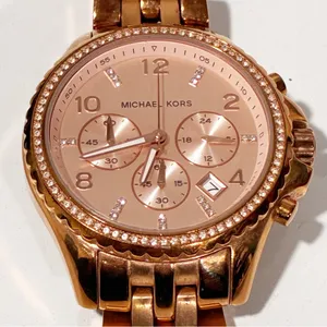 MICHAEL KORS‎ ROSE GOLD TONE STEEL CHRONOGRAPH CRYSTALS GLITZ WATCH Large Face thumbnail 2