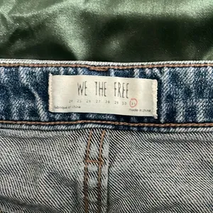 Free People We the Free Zip it Up denim Mini Skirt Size 31 (Jean size) thumbnail 7