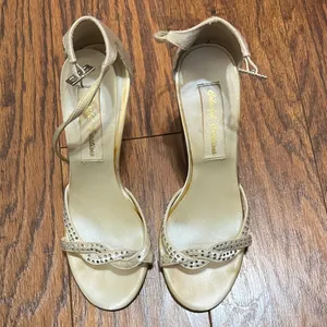 Off White Satin Strappy Jeweled Heels Size 7 thumbnail 4