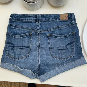 American Eagle High Rise Shorts thumbnail 2