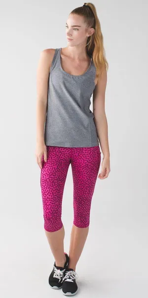Lululemon Run: Top Speed Crop Ace Spot Jewelled Magenta Size 8 thumbnail 1