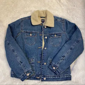Gap Vintage Sherpa-lined Denim Jacket thumbnail 2