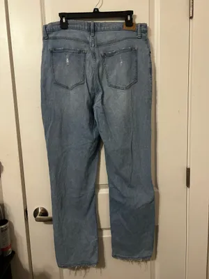 Abercrombie Straight 90s Ultra High-Rise Jeans thumbnail 2