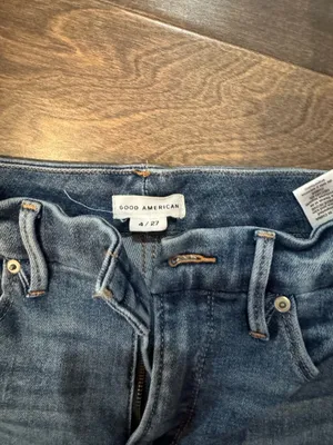 Good American Jeans thumbnail 2