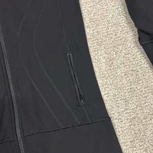 Lululemon Black Jacket Womens 6 Full Zip Hooded High Neck Running Top Pockets thumbnail 5