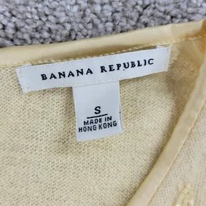 Banana Republic Sweater Vest Womens S Yellow Wool Angora Blend Flower Detail‎ thumbnail 2