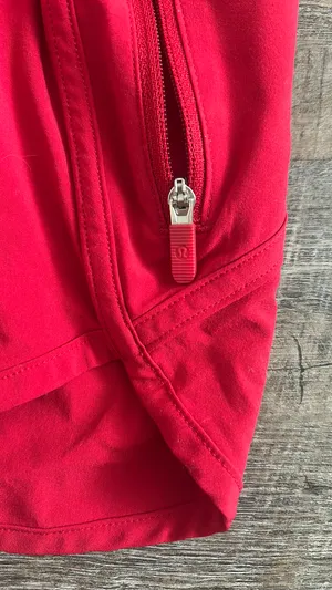 Red Lululemon Hotty Hot 4" thumbnail 8