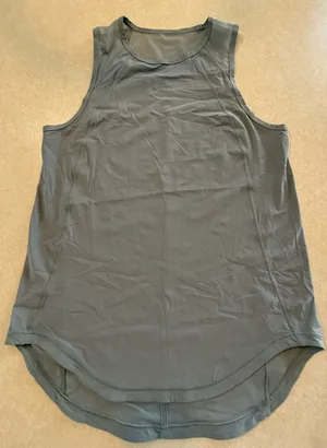 Lululemon Women's Gray Sleeveless Top with mess on back size 6 thumbnail 1