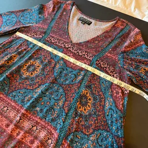 IDYLLWIND bohemian flowy viscose Top, A-Line, long sleeve V neck size M thumbnail 3