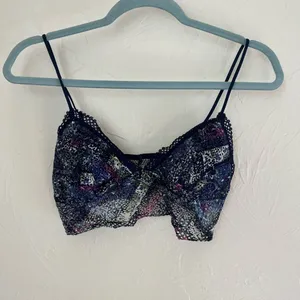 Victoria’s Secret blue lace bralette size M thumbnail 1