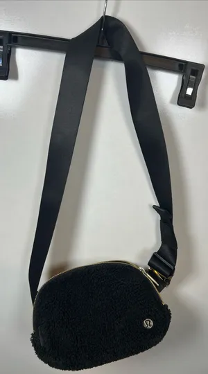 Lululemon Crossbody Bag Black Belt thumbnail 1