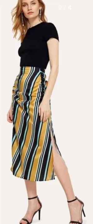 ZARA Skirt thumbnail 1