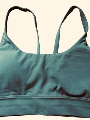 Vuori Women’s Yosemite Longline Sports Bra Sage Green size M Gym Workout VW1192 thumbnail 2