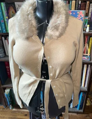 Banana Republic tan cashmere blend S mob wife sweater thumbnail 1