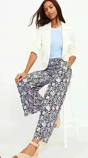 LOFT Women's Floral Wide Leg Crop‎ in Spring Bloom Pants with Pockets Size MP thumbnail 1
