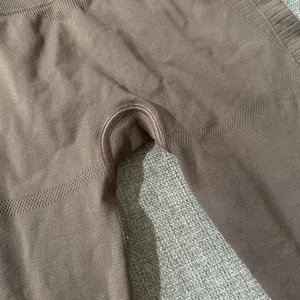 Gymshark Kids Chocolate Brown Seamless Leggings thumbnail 4