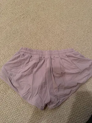 Lululemon light purple 2.5 hotty hot shorts thumbnail 2