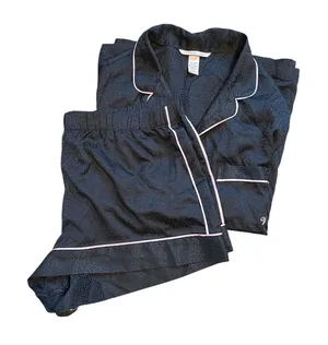 Victoria’s Secret 2 Piece Pajama Short Set. Black with Pink Piping. Size Large thumbnail 1